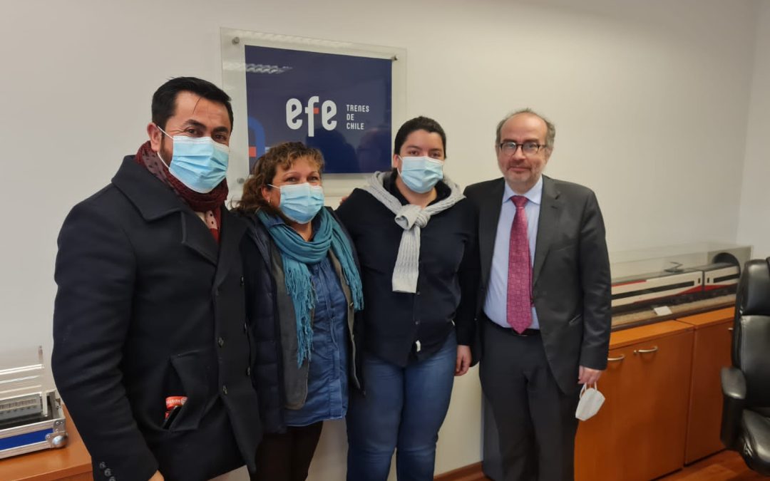 Diputada Romero y dirigentes de Mostazal se reúnen con presidente de EFE para conocer fecha de inauguración de paso bajo nivel en Villa Todos Los Santos