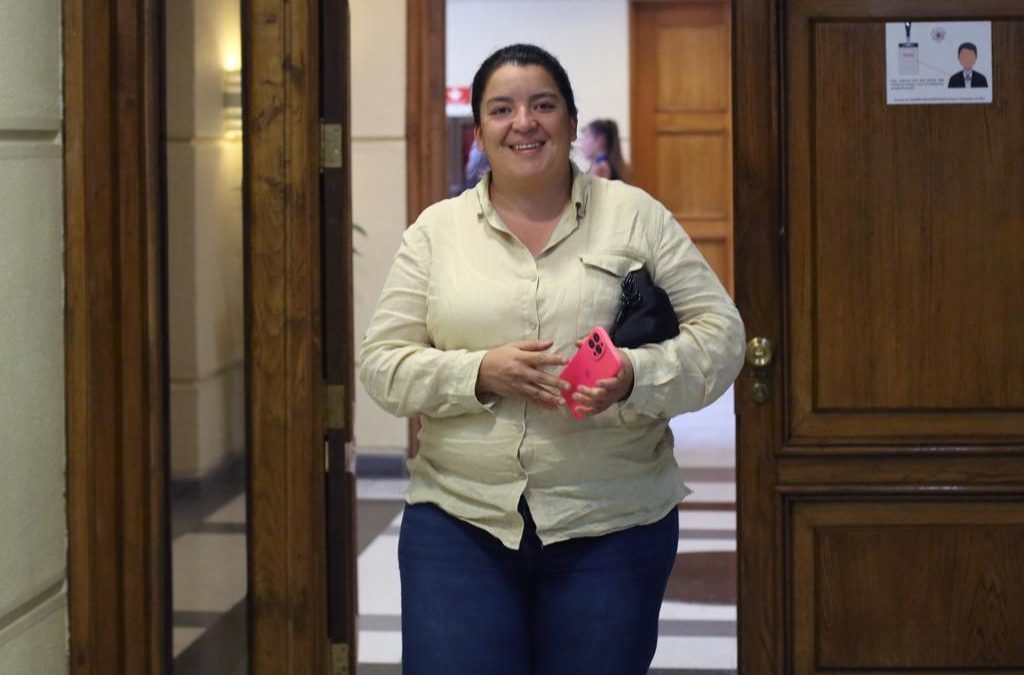 Aprueban proyecto que protege derechos de estudiantes embarazadas o con hijos: Diputada Romero solicita que instituciones de educación superior cuenten con salas cunas